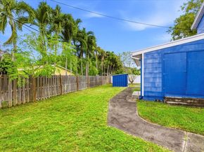 819 Lytle St, West Palm Beach FL 33405