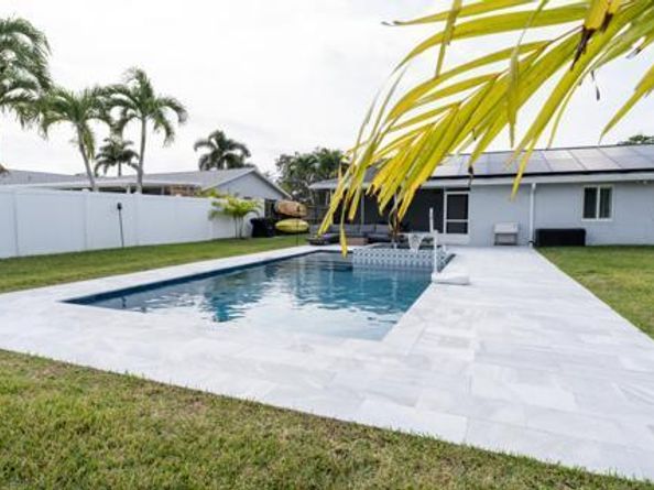 351 La Mancha Avenue, Royal Palm Beach FL 33411