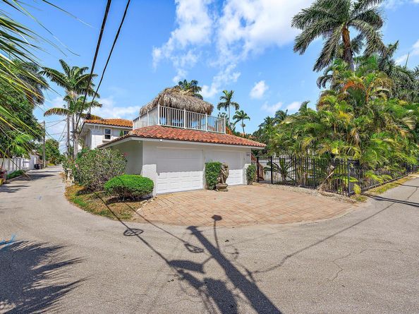 228 9th Street, West Palm Beach FL 33401