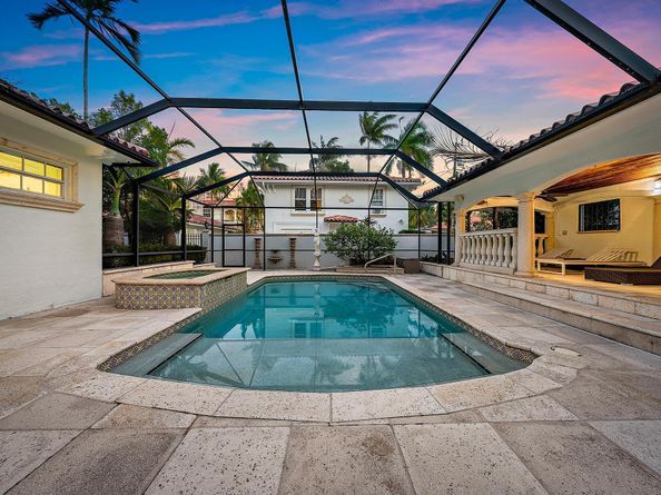 228 9th Street, West Palm Beach FL 33401