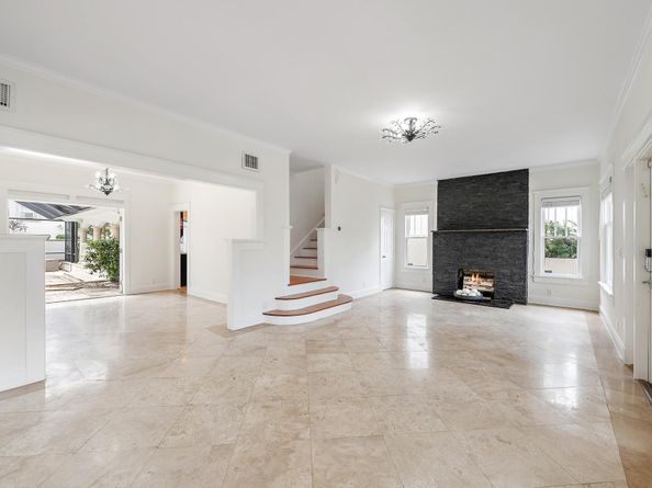 228 9th Street, West Palm Beach FL 33401