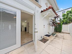 228 9th Street, West Palm Beach FL 33401