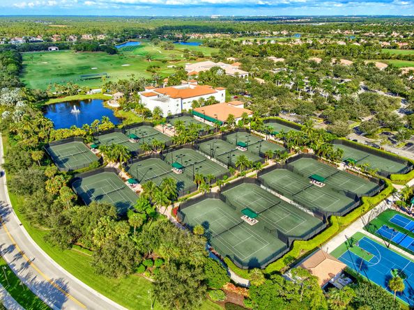 184 Viera Drive, Palm Beach Gardens FL 33418