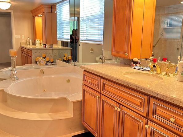 7567 Imperial Dr 201, Boca Raton FL 33433