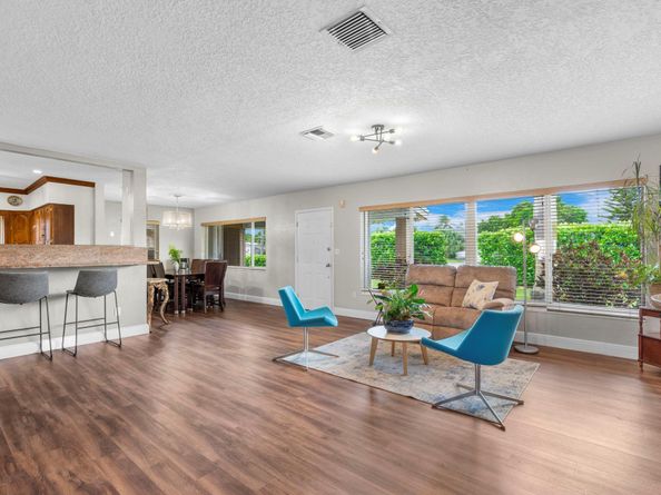 4800 N Andrews Ave, Oakland Park FL 33309