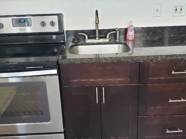 4230 SW 57th Ave, Davie FL 33314