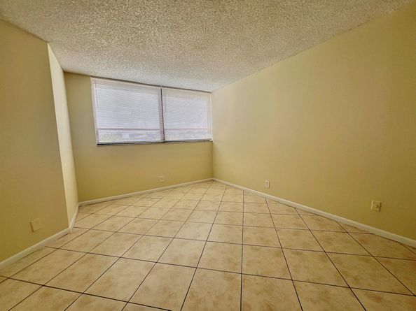 1820 N Congress Avenue 410, West Palm Beach FL 33401