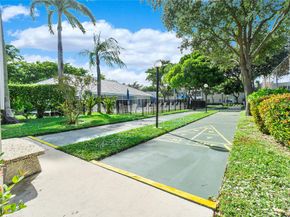 6205 Bay Club Dr 3, Fort Lauderdale FL 33308