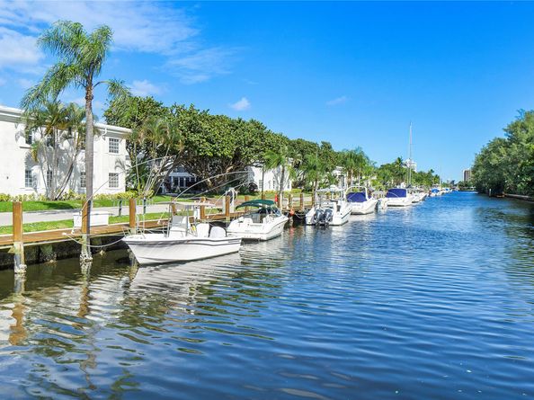 6205 Bay Club Dr 3, Fort Lauderdale FL 33308