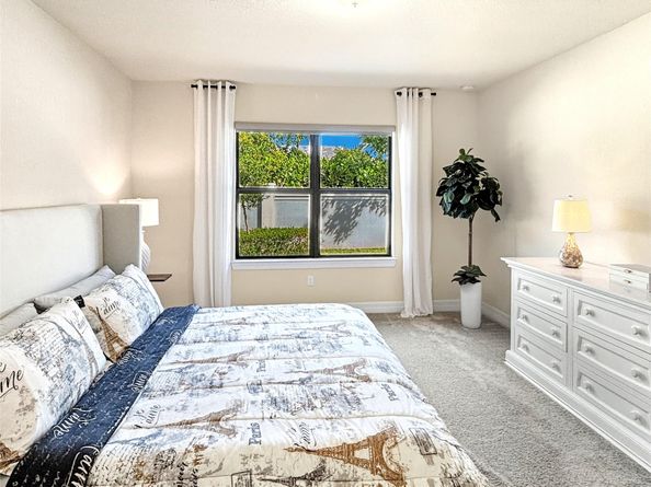 2960 Shortleaf Ave, Oakland Park FL 33311