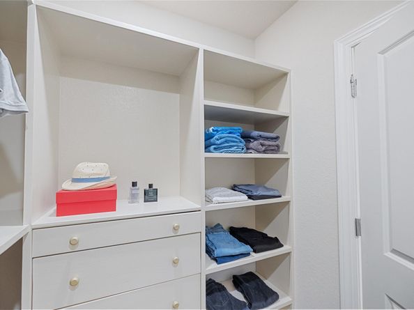 2960 Shortleaf Ave, Oakland Park FL 33311