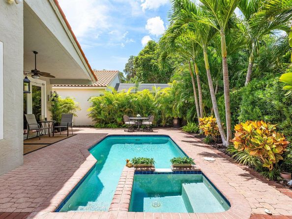 17275 Antigua Point Way, Boca Raton FL 33487