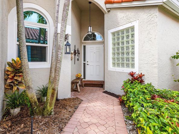 17275 Antigua Point Way, Boca Raton FL 33487