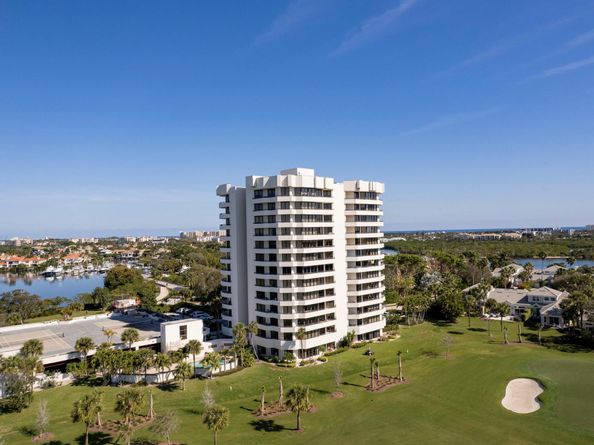 3322 Casseekey Island Road 504, Jupiter FL 33477