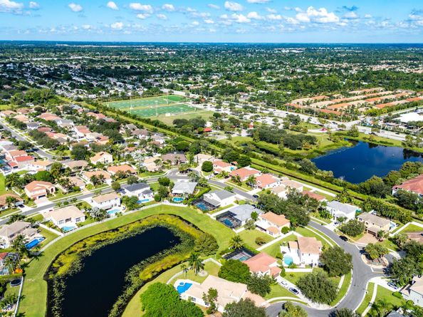 6092 Indian Forest Circle, Lake Worth FL 33463