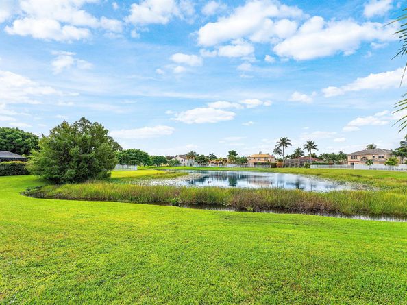 6092 Indian Forest Circle, Lake Worth FL 33463