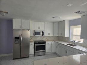 7925 SW 9th St 7925, North Lauderdale FL 33068