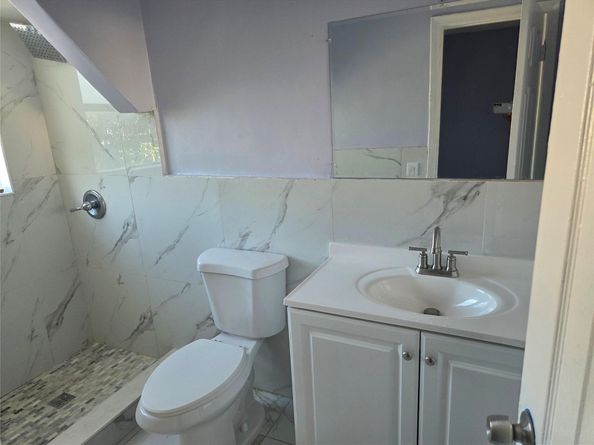 7925 SW 9th St 7925, North Lauderdale FL 33068