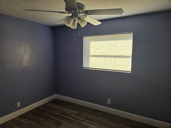 7925 SW 9th St 7925, North Lauderdale FL 33068