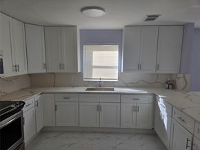 7925 SW 9th St 7925, North Lauderdale FL 33068