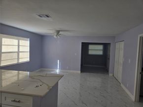 7925 SW 9th St 7925, North Lauderdale FL 33068