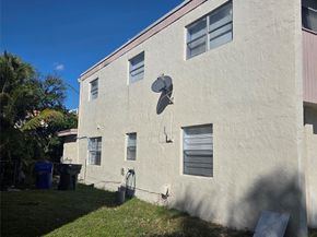 7925 SW 9th St 7925, North Lauderdale FL 33068