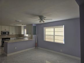 7925 SW 9th St 7925, North Lauderdale FL 33068