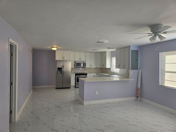 7925 SW 9th St 7925, North Lauderdale FL 33068