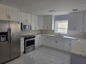 7925 SW 9th St 7925, North Lauderdale FL 33068