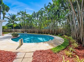 5300 Adams St, Hollywood FL 33021