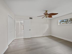 5300 Adams St, Hollywood FL 33021