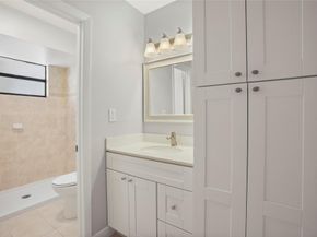 510 NW 103rd Ter 510, Pembroke Pines FL 33026