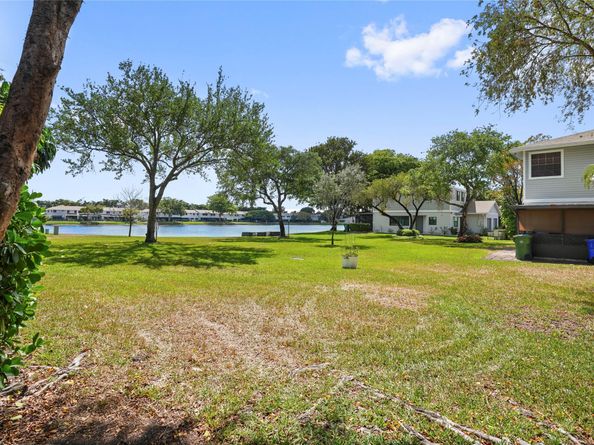 510 NW 103rd Ter 510, Pembroke Pines FL 33026