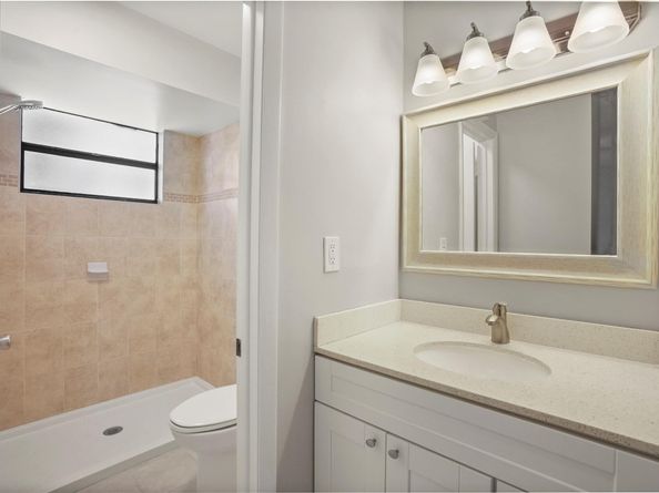 510 NW 103rd Ter 510, Pembroke Pines FL 33026