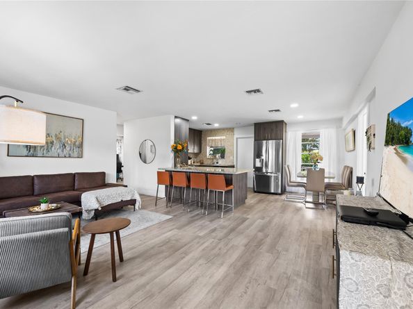 1357 SW 4th Ter, Pompano Beach FL 33060