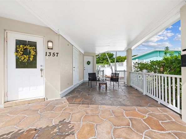 1357 SW 4th Ter, Pompano Beach FL 33060