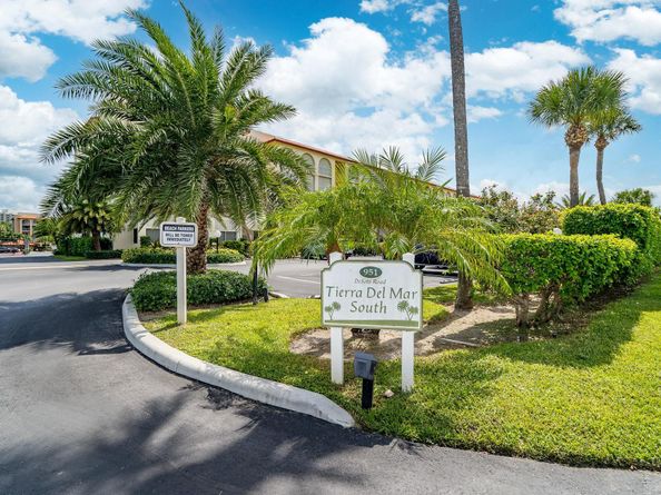 951 De Soto Road 130, Boca Raton FL 33432