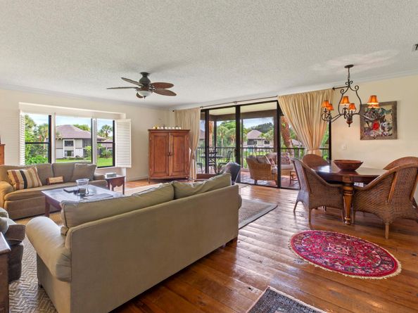 13244 Polo Club Road C206, Wellington FL 33414