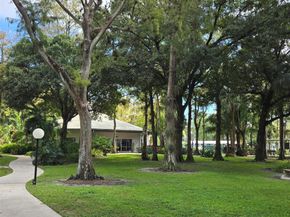 4898 NW 29th Ct 412, Lauderdale Lakes FL 33313