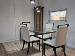 4898 NW 29th Ct 412, Lauderdale Lakes FL 33313