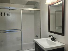 4898 NW 29th Ct 412, Lauderdale Lakes FL 33313