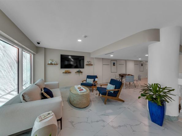 710 N Ocean Blvd 312, Pompano Beach FL 33062