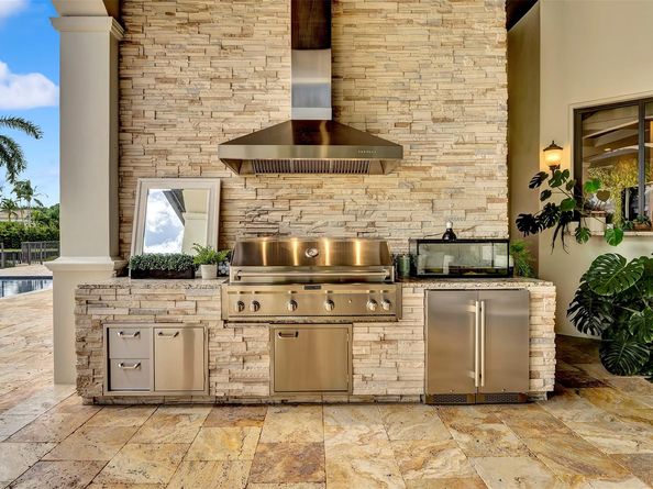 3530 Windmill Ranch Rd, Weston FL 33331