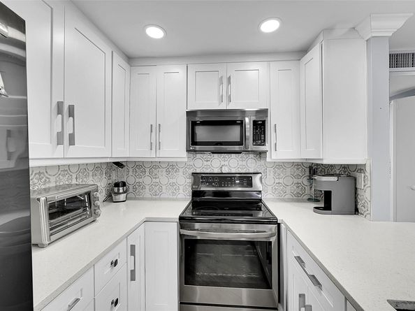 964 Normandy Trail U, Delray Beach FL 33484