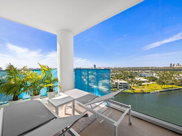 3055 Harbor Dr 1402, Fort Lauderdale FL 33316