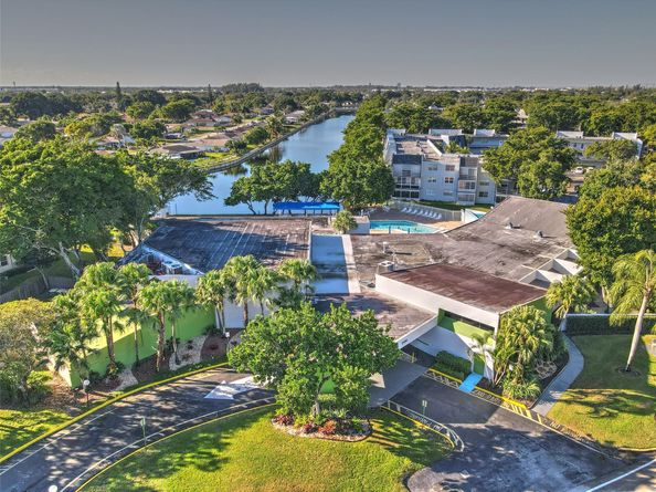 9090 Lime Bay Blvd 112, Tamarac FL 33321