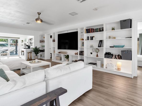 2233 SE 15th St, Pompano Beach FL 33062