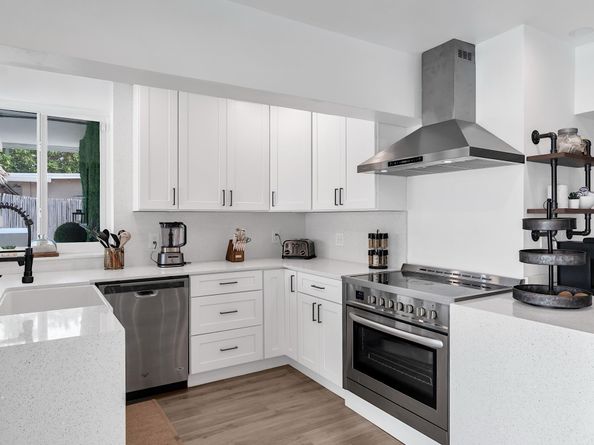 2233 SE 15th St, Pompano Beach FL 33062