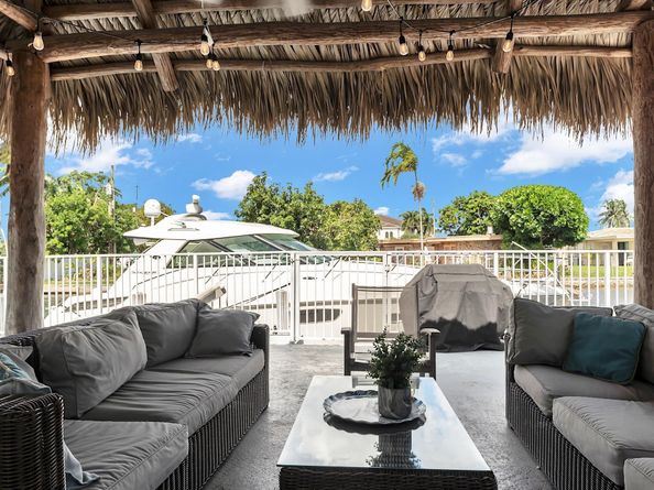 2233 SE 15th St, Pompano Beach FL 33062