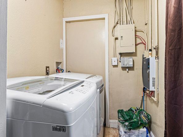 5151 NE 8th Avenue, Deerfield Beach FL 33064